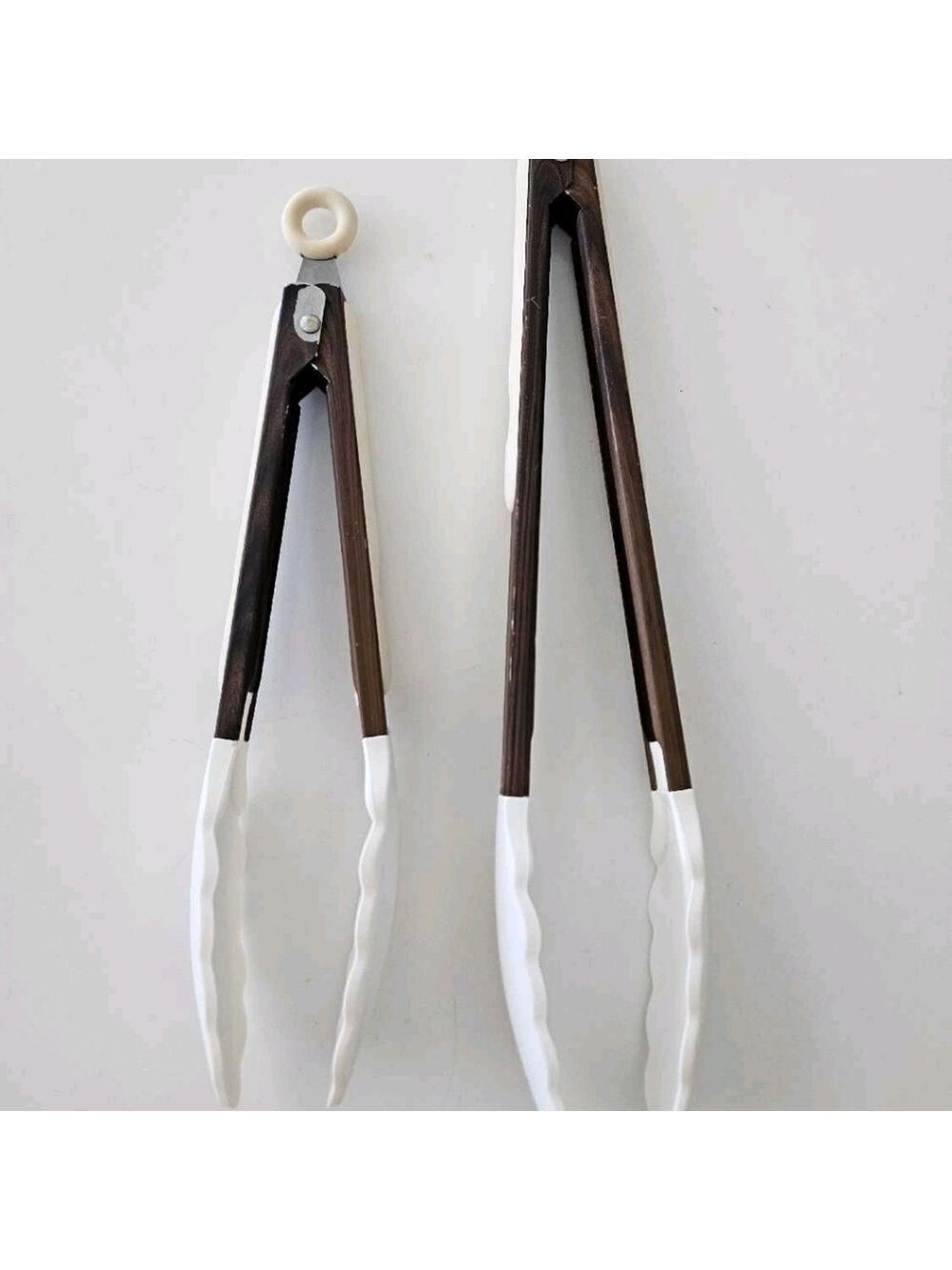 White and Brown Kitchen Tongs Set